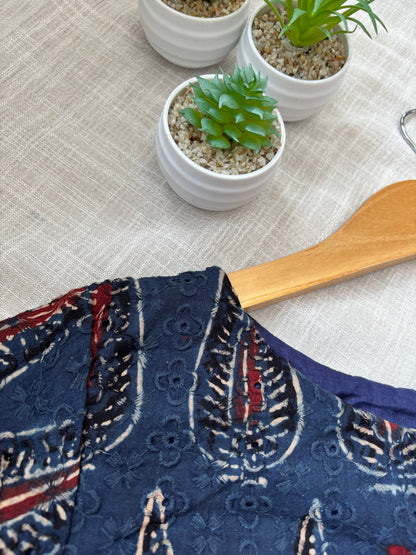 NAVY BLUE HAKOBA BLOUSE