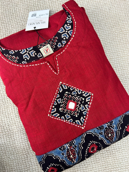 RED GAMTHI COTTON SUIT