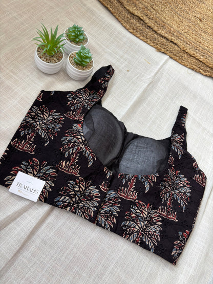 BLACK HAKOBA BLOUSE