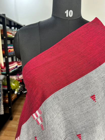 RED DHANIAKHALI SAREE