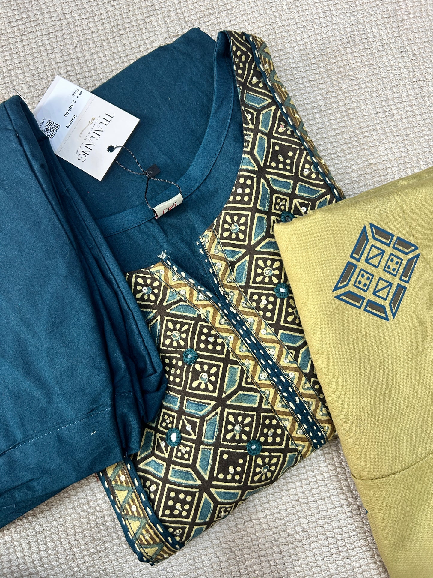 GREEN GAMTHI COTTON SUIT