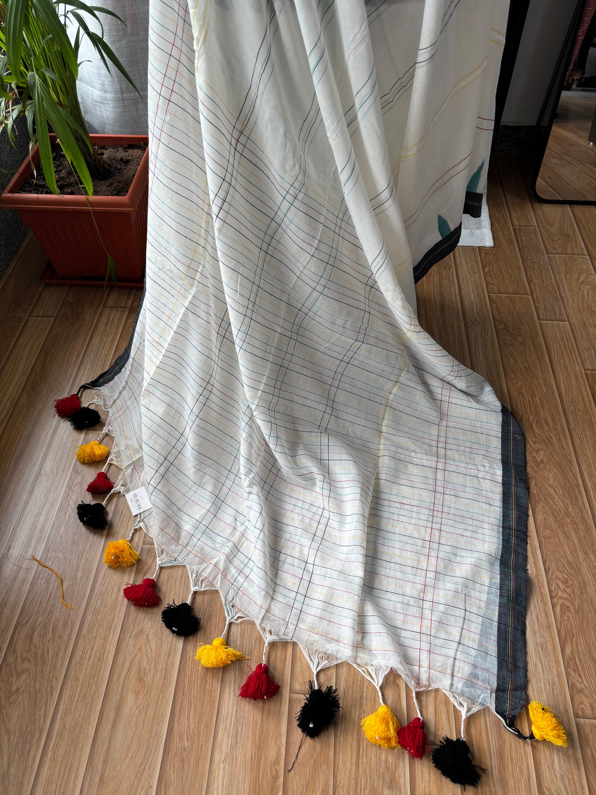 WHITE JAMDANI SAREE