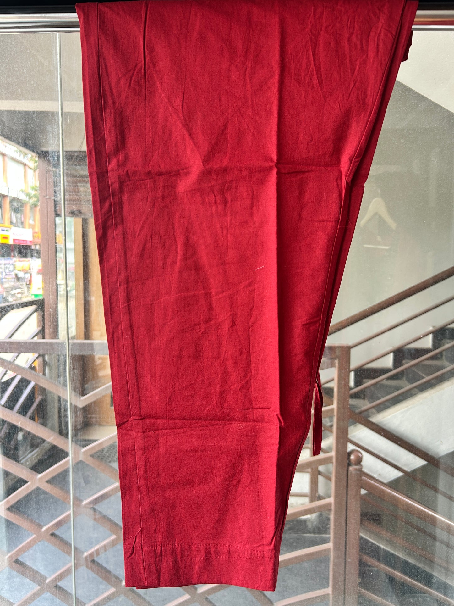 RED GAMTHI COTTON SUIT
