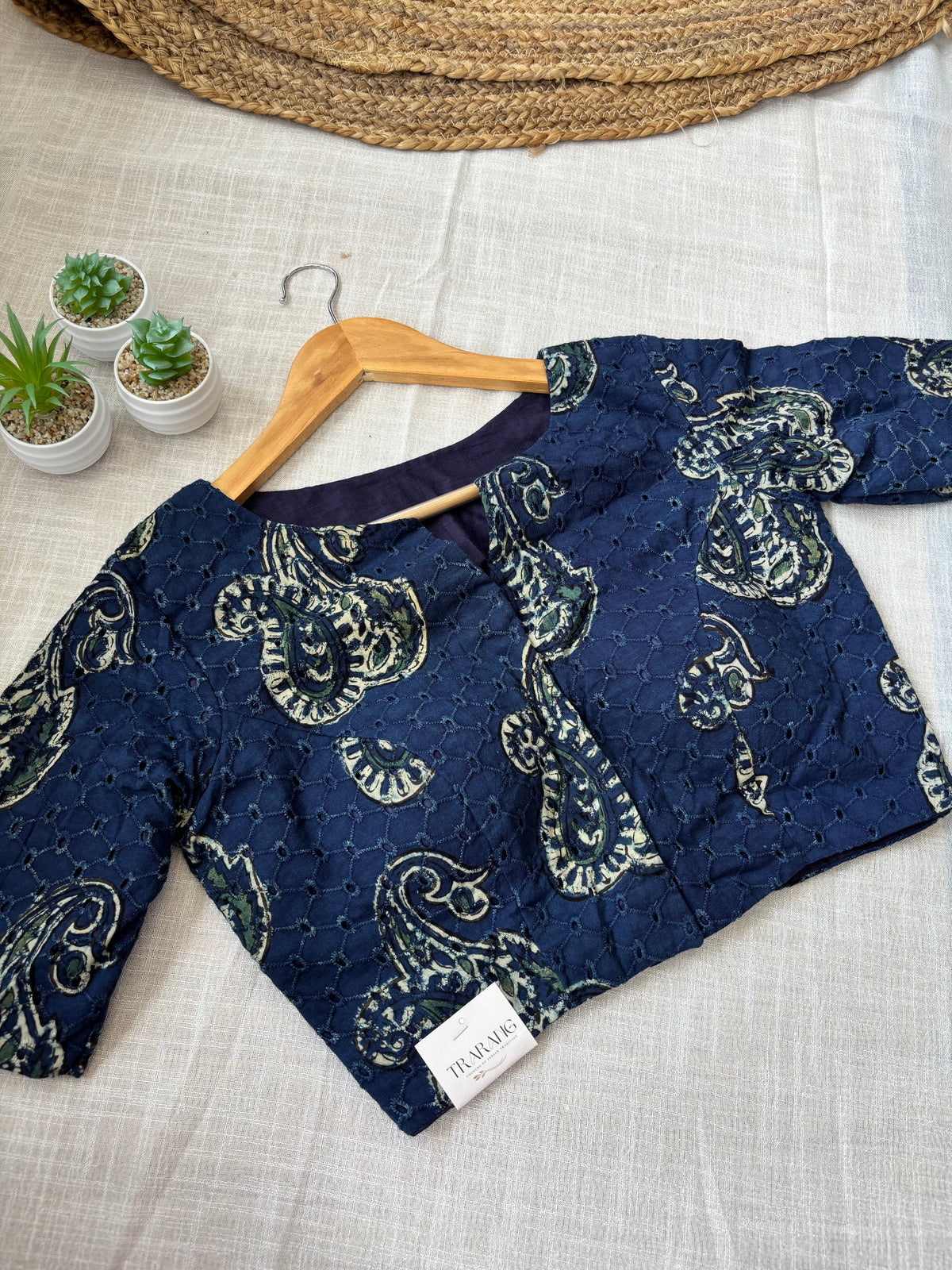 NAVY BLUE HAKOBA BLOUSE