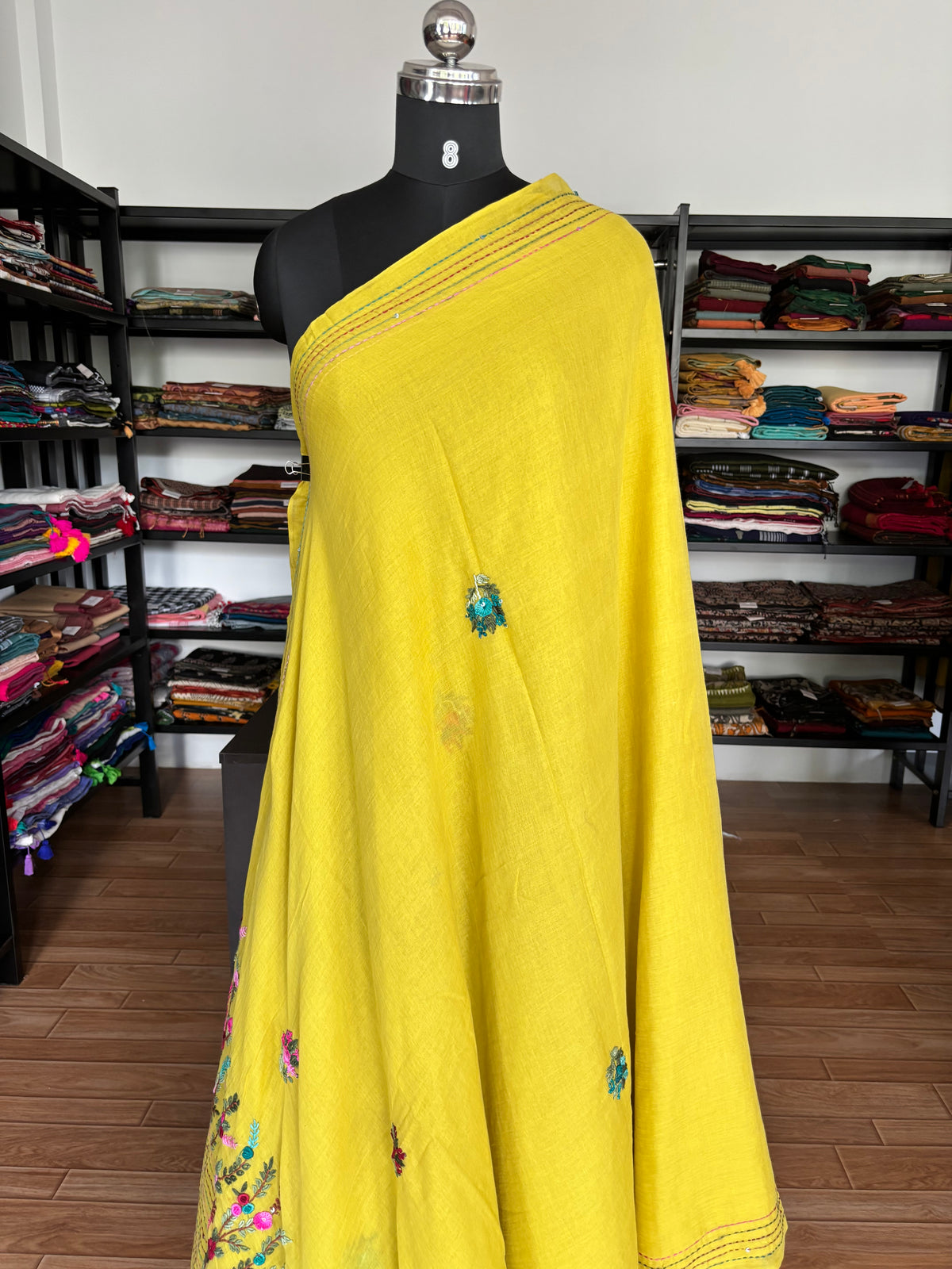 GREEN EMBROIDERED MUL SAREE