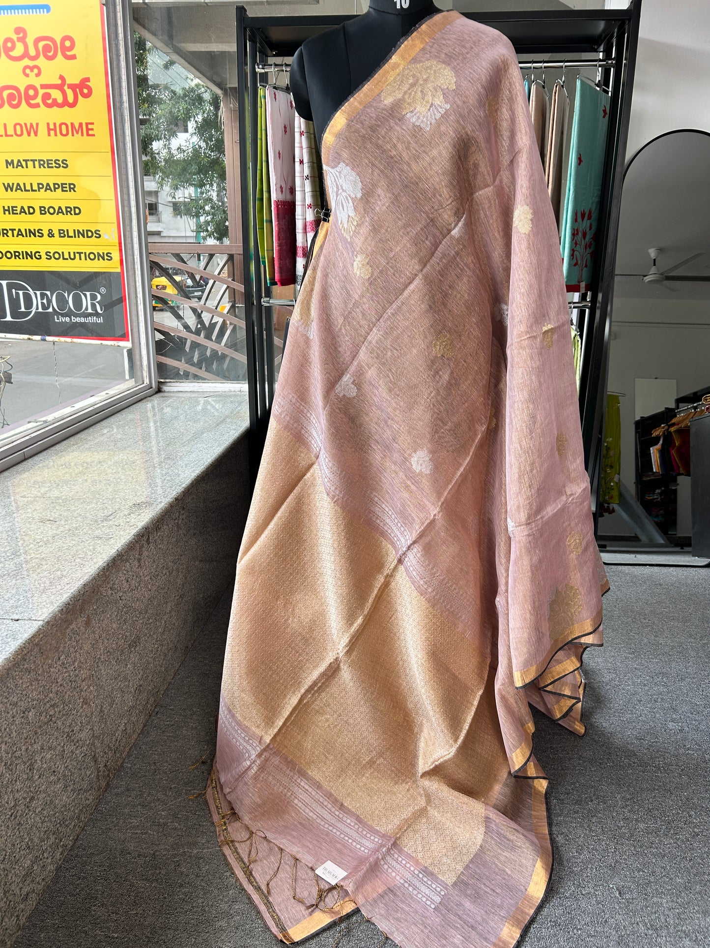 PINK TISSUE JAMDANI