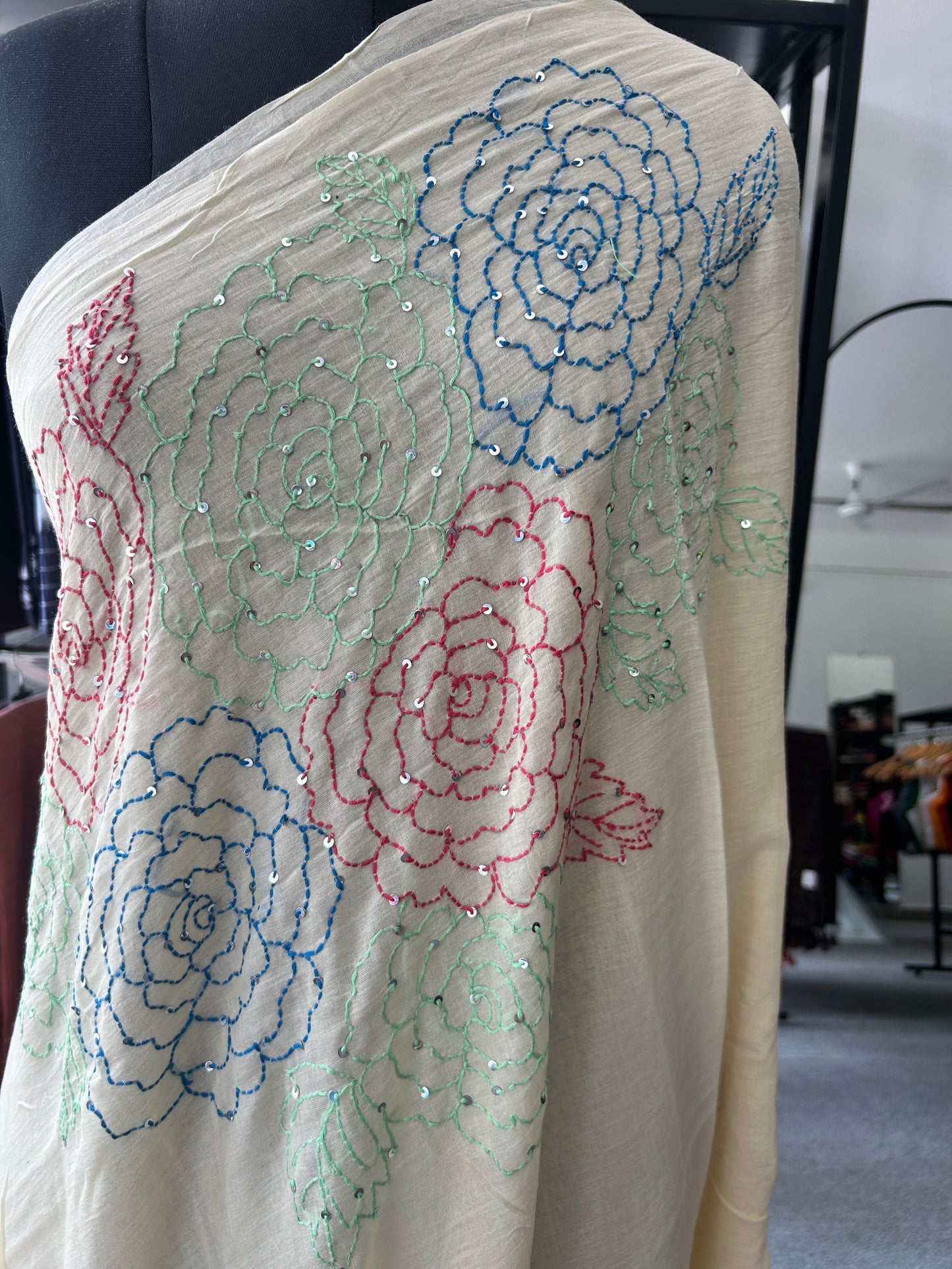 WHITE KATHA MUL SAREE