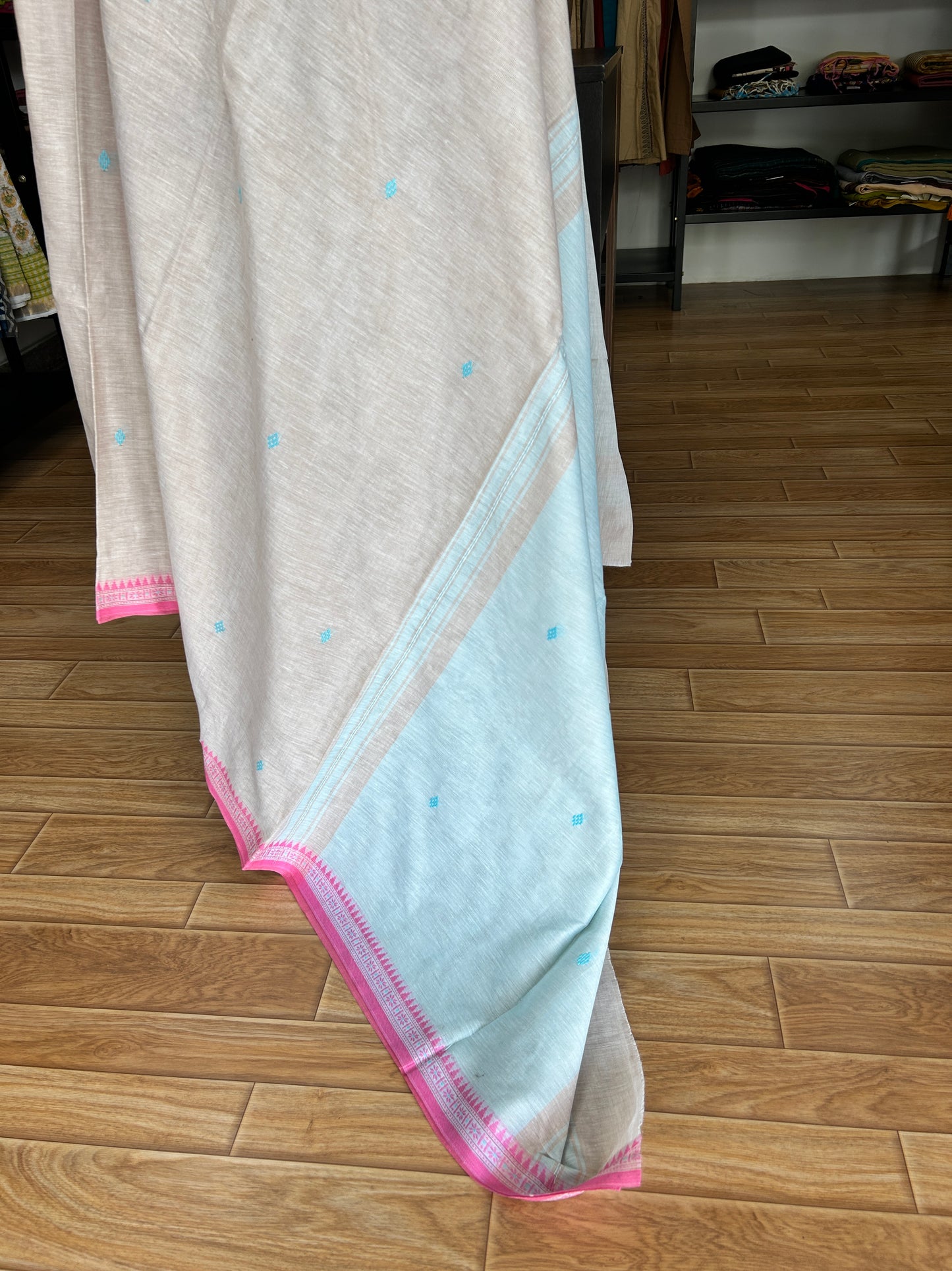 WHITE DHANIAKHALI SAREE