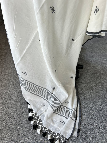 WHITE JAMDANI