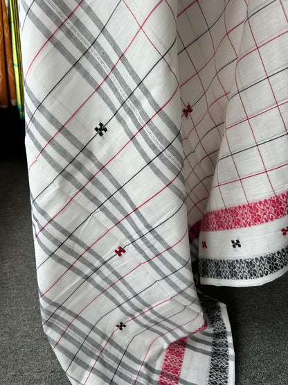 WHITE DHANIAKHALI SAREE