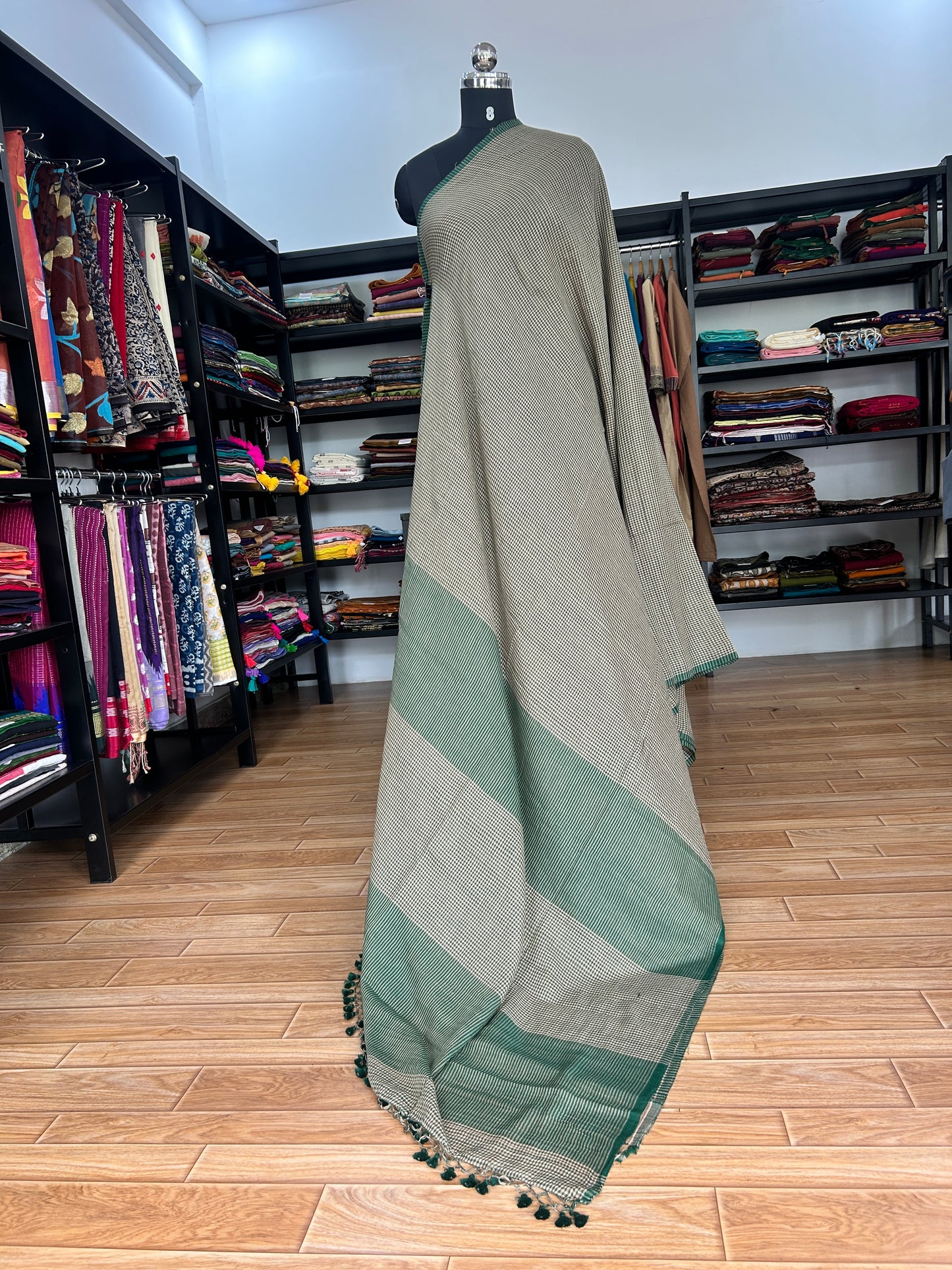 GREEN CHECKS  MUL SAREE