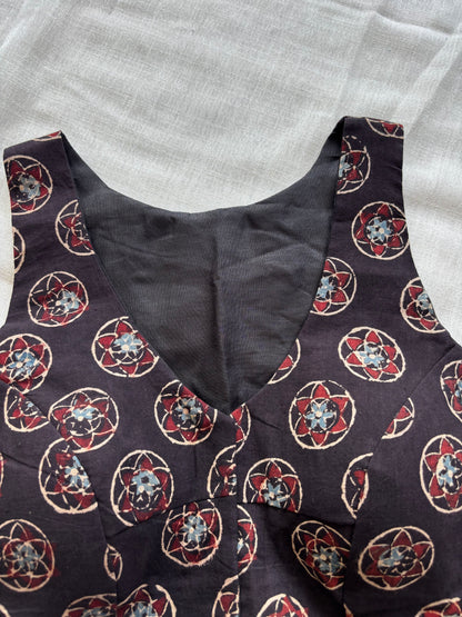 BLACK COTTON BLOUSE