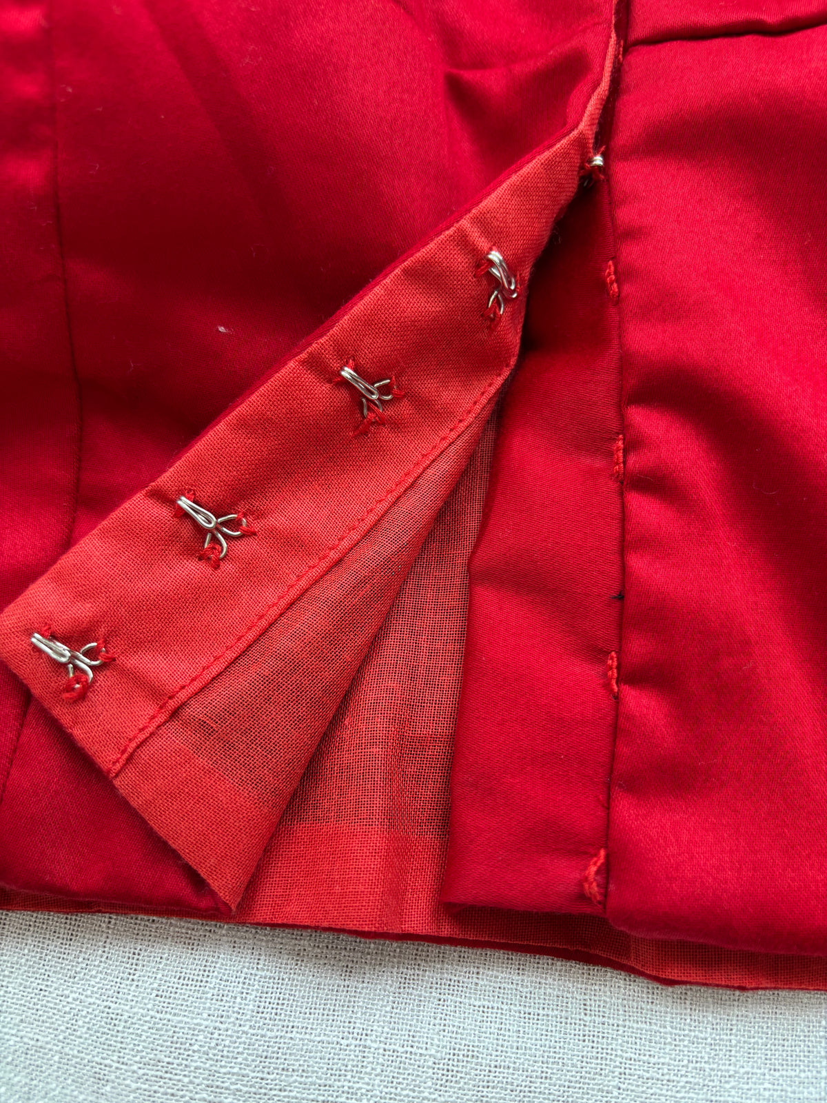 RED COTTON BLOUSE
