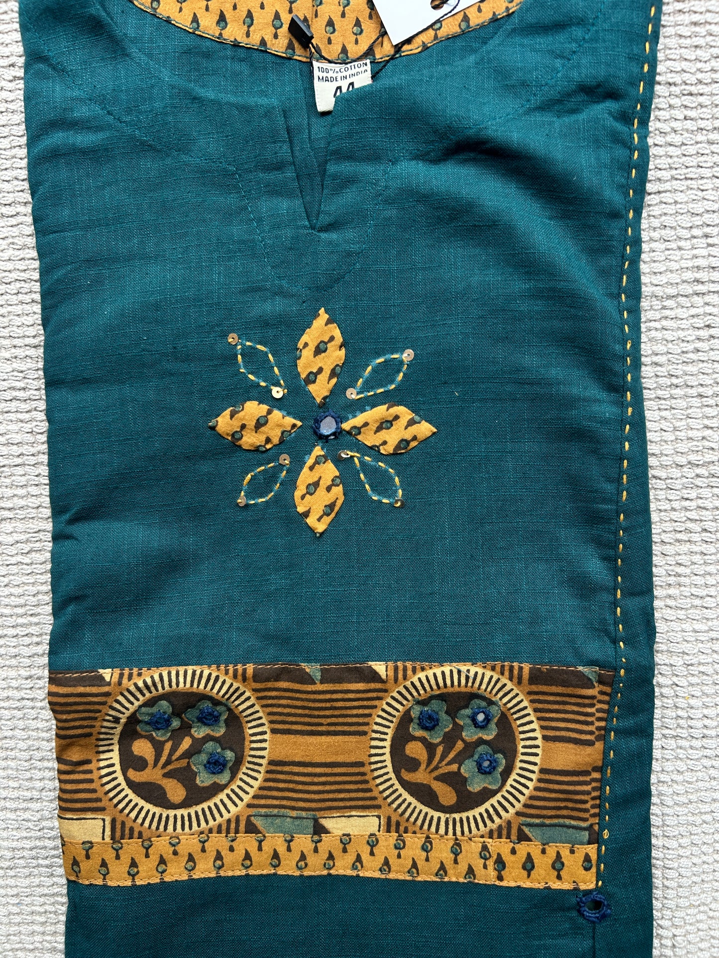 GREEN GAMTHI COTTON SUIT