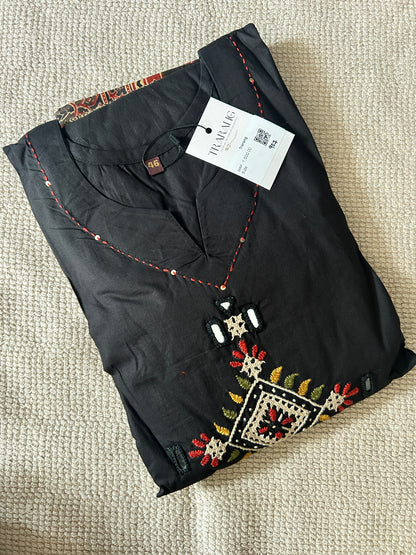 BLACK GAMTHI COTTON SUIT