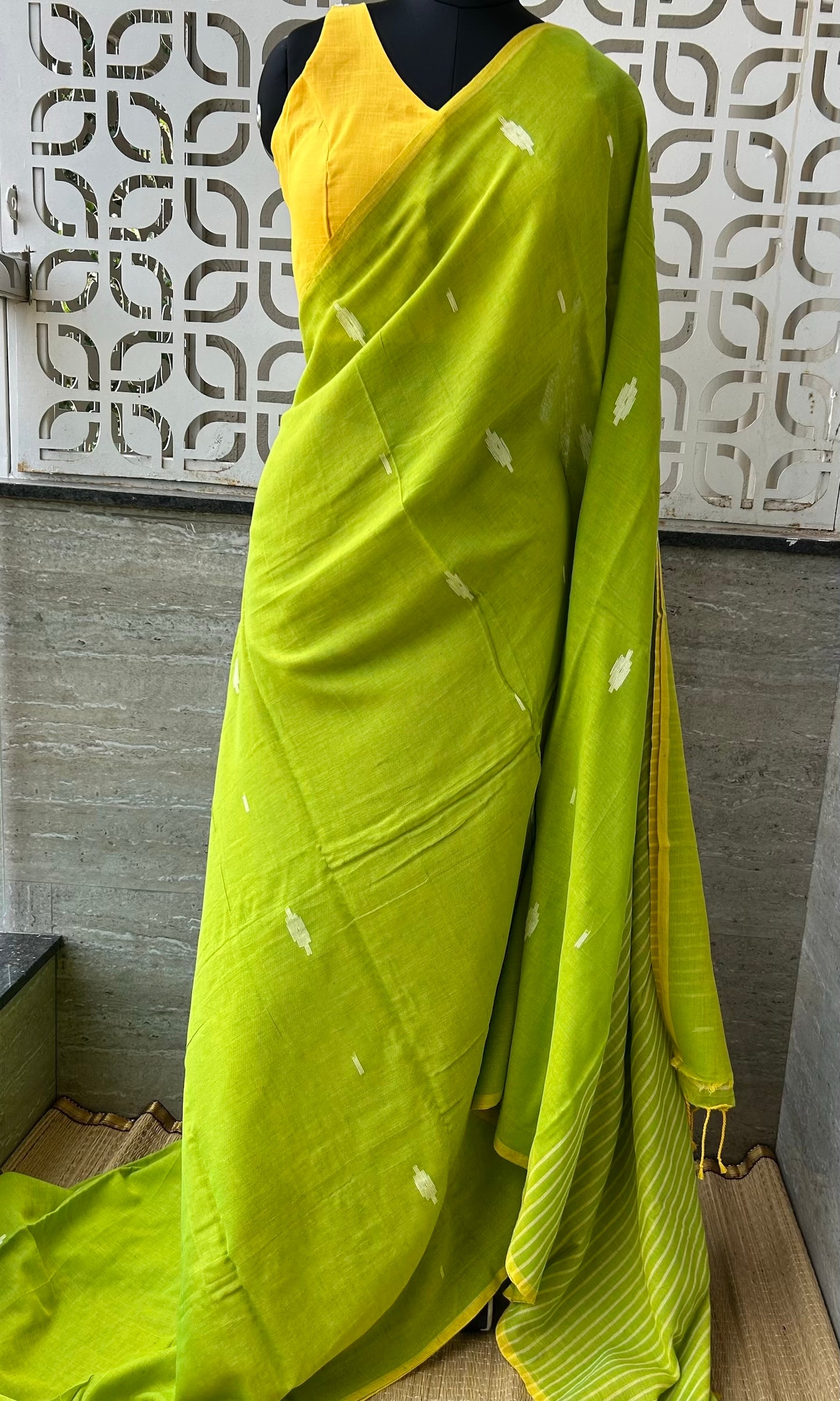 GREEN MUL JAMDANI SAREE