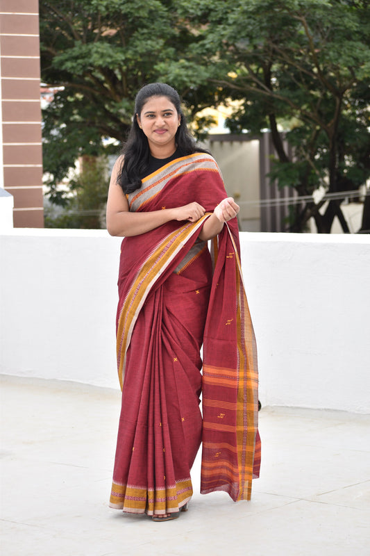 RED DHANIAKHALI SAREE