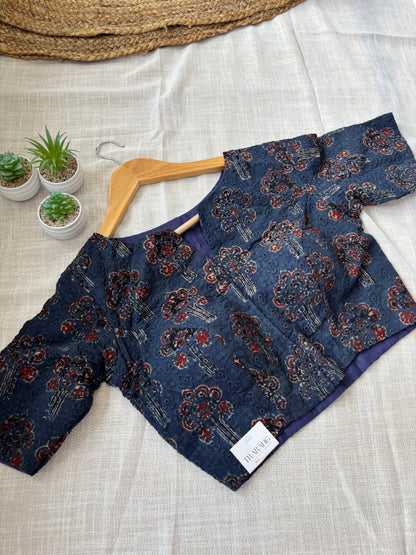NAVY BLUE HAKOBA BLOUSE