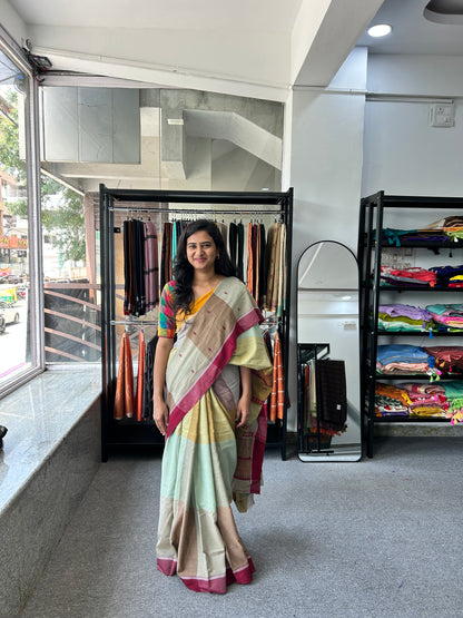 CHECKS DHANIAKHALI SAREE