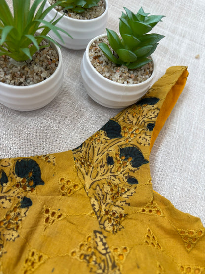 YELLOW HAKOBA BLOUSE