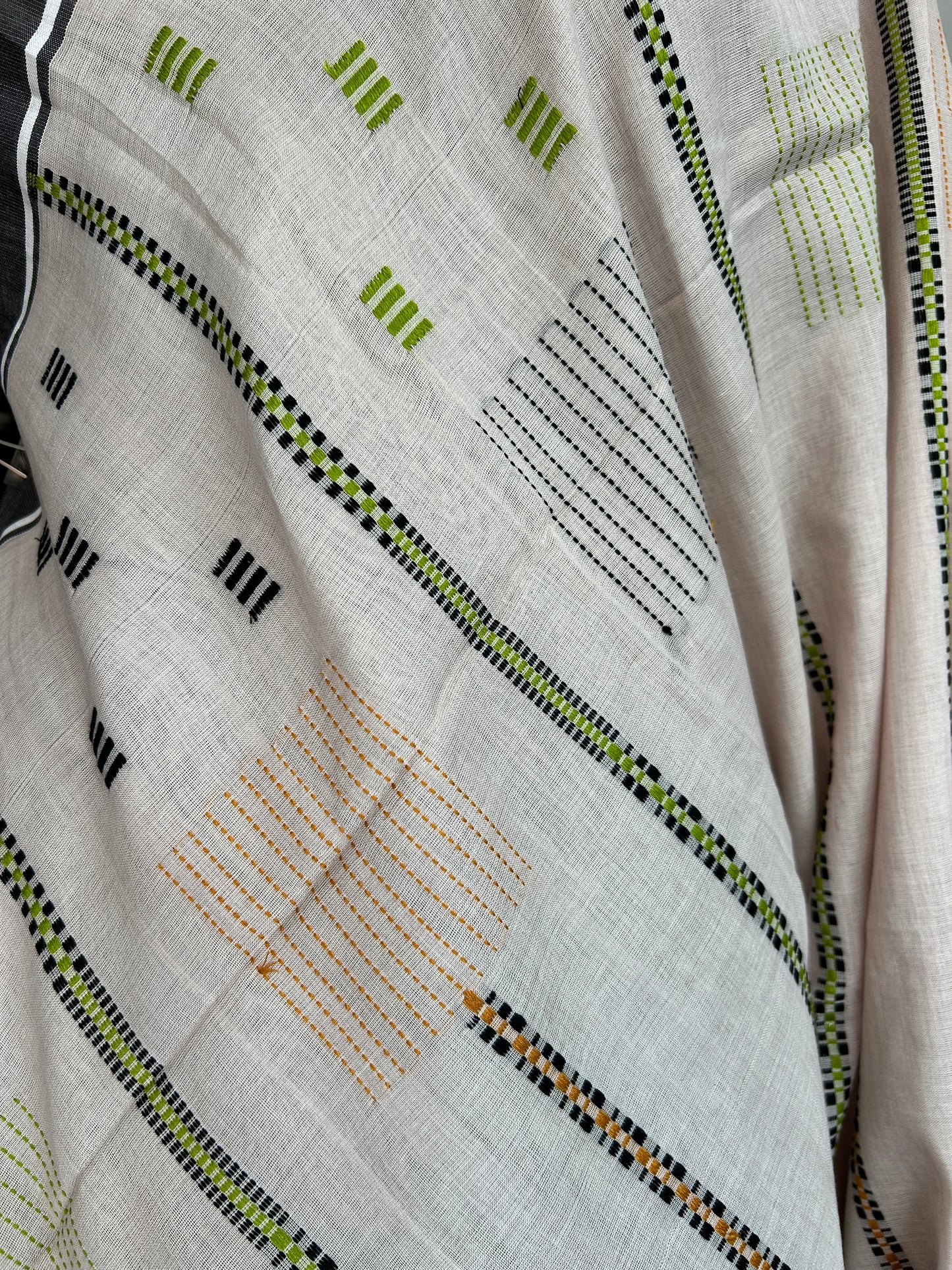 BIEGE STRIPE JAMDANI