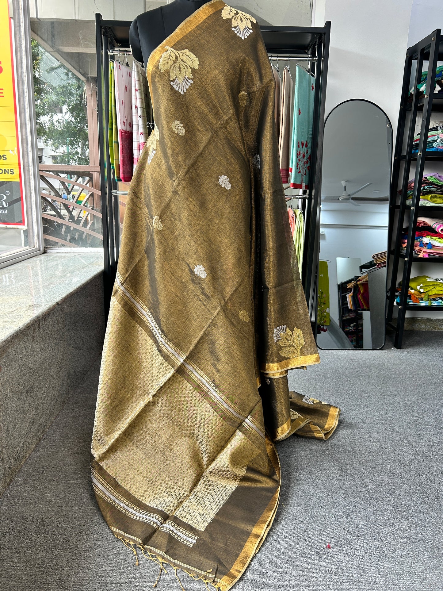 GREY TISSUE JAMDANI