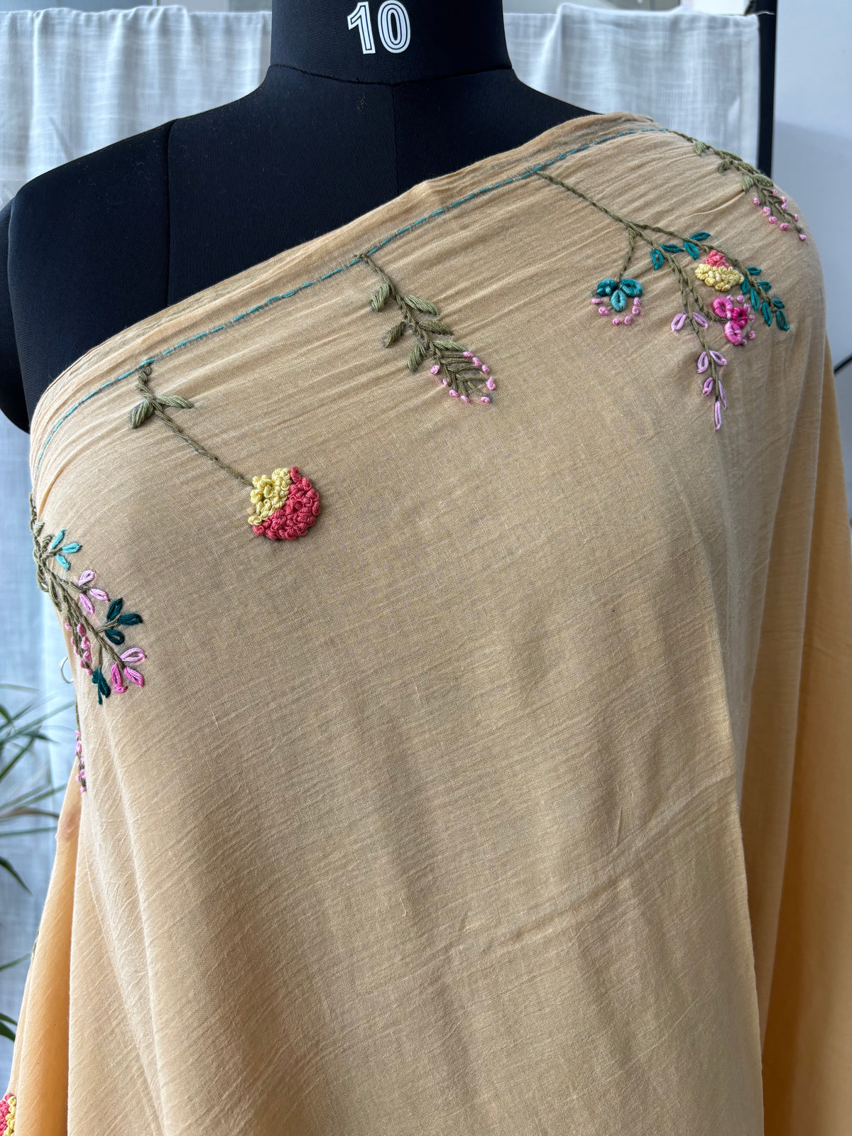 BEIGE EMBROIDERED MUL SAREE
