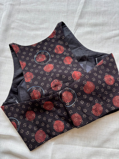 BLACK COTTON BLOUSE