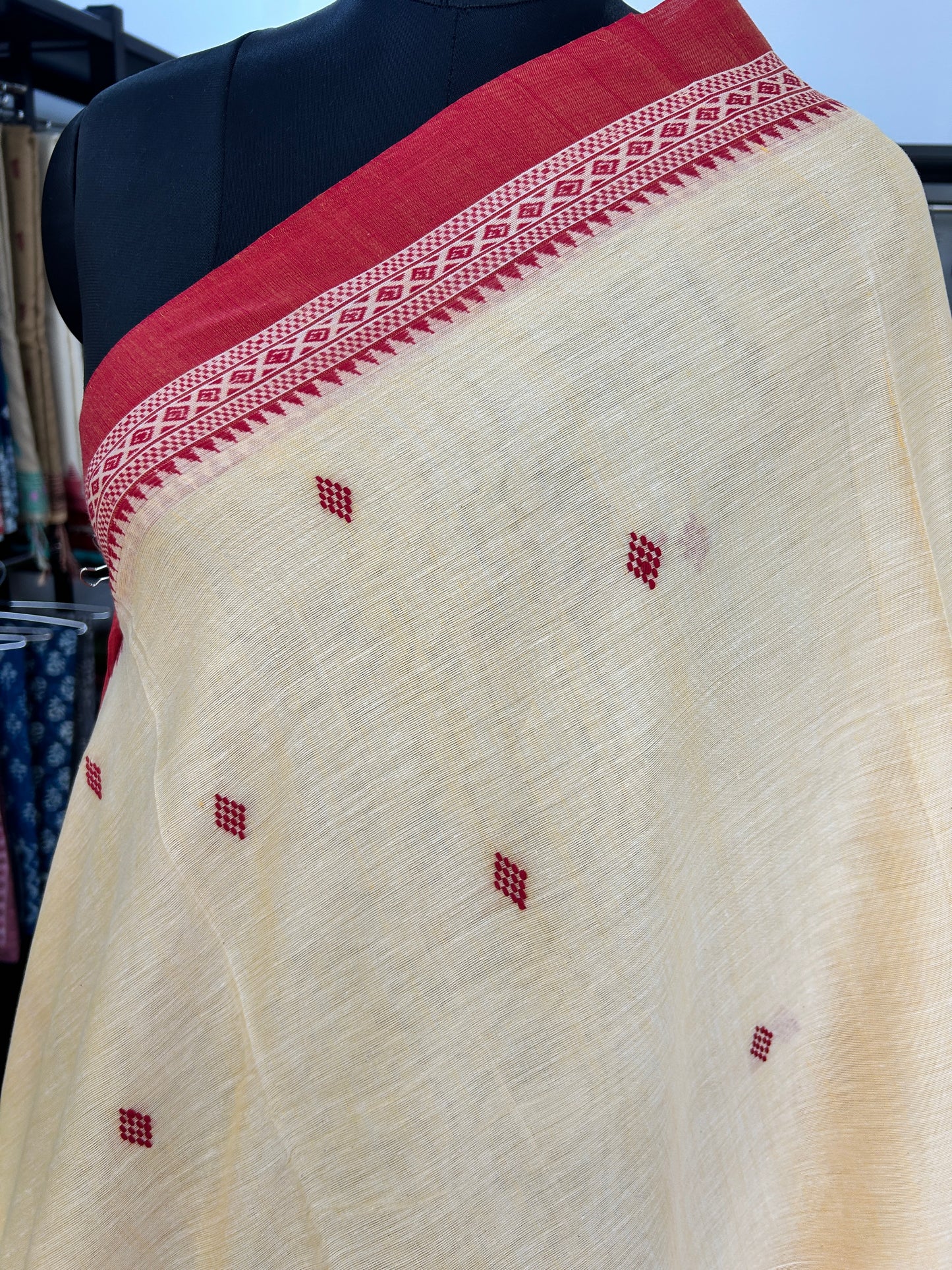 BIEGE DHANIAKHALI SAREE