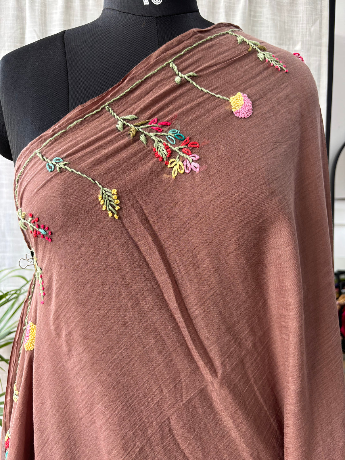 BROWN EMBROIDERED MUL SAREE