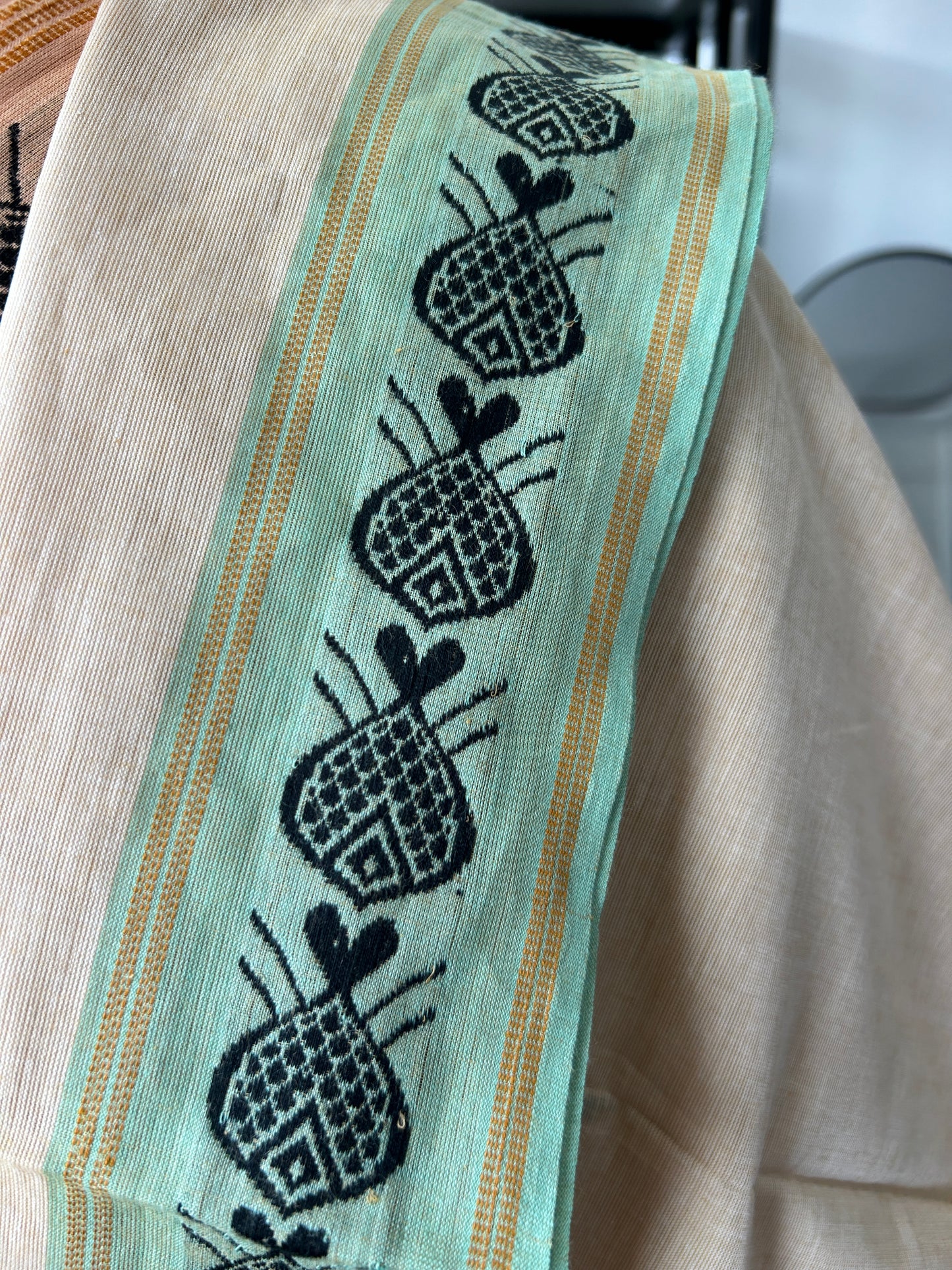 WHITE DHANIAKHALI SAREE