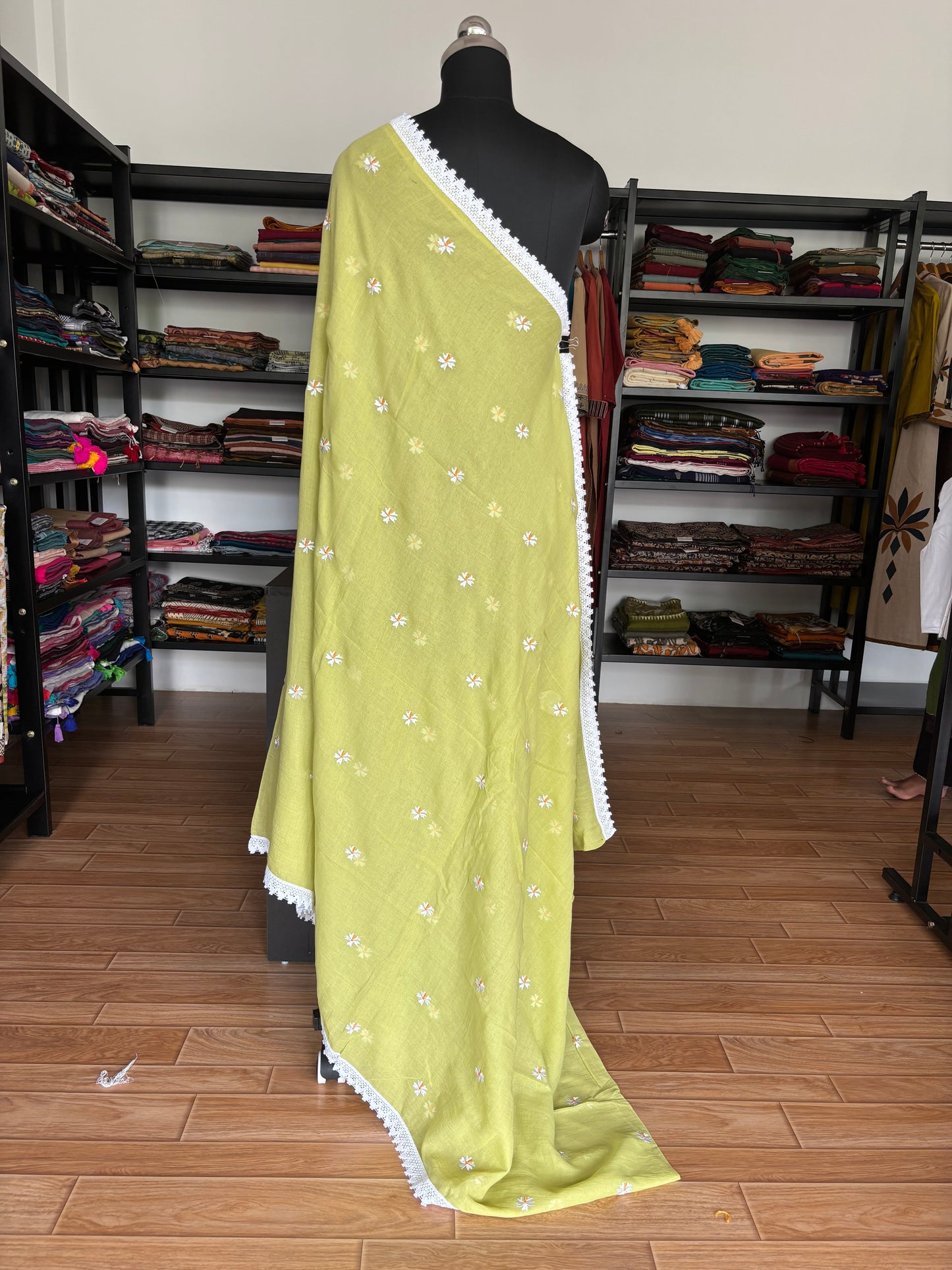YELLOW PARIJATHA MUL SAREE