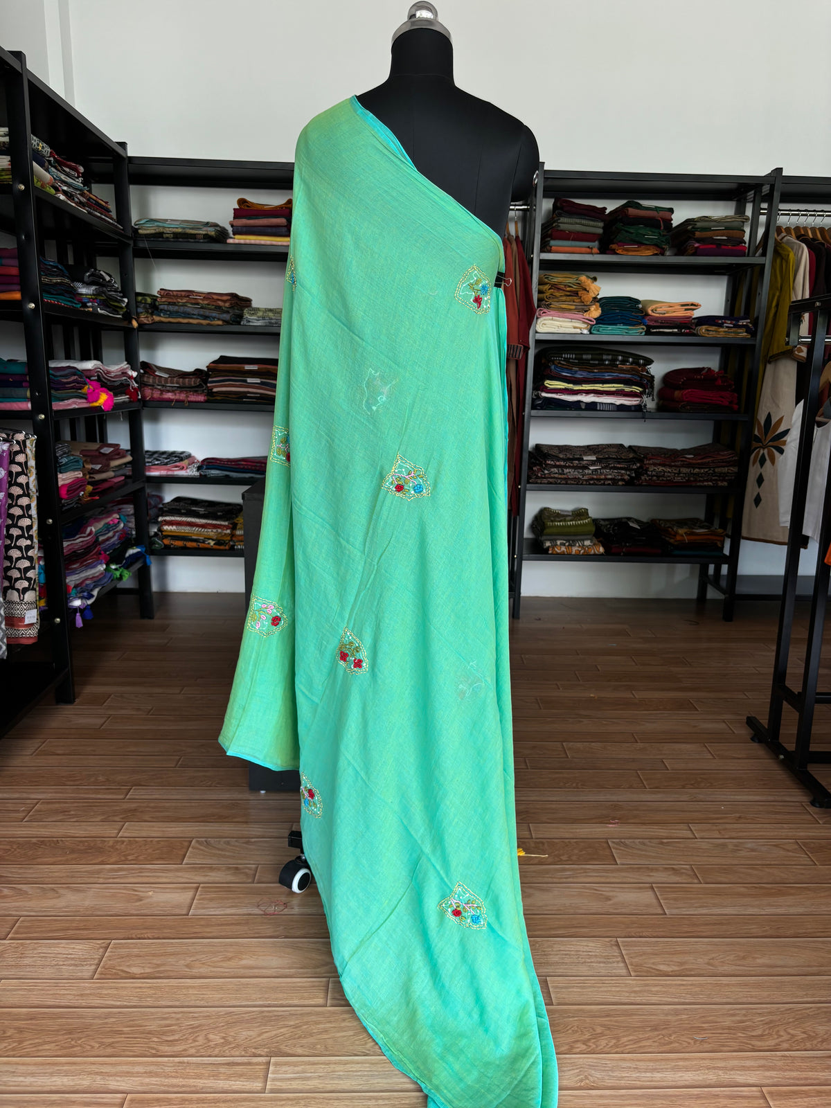 GREEN EMBROIDERED MUL SAREE