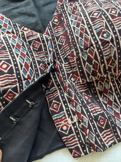 BLACK COTTON BLOUSE