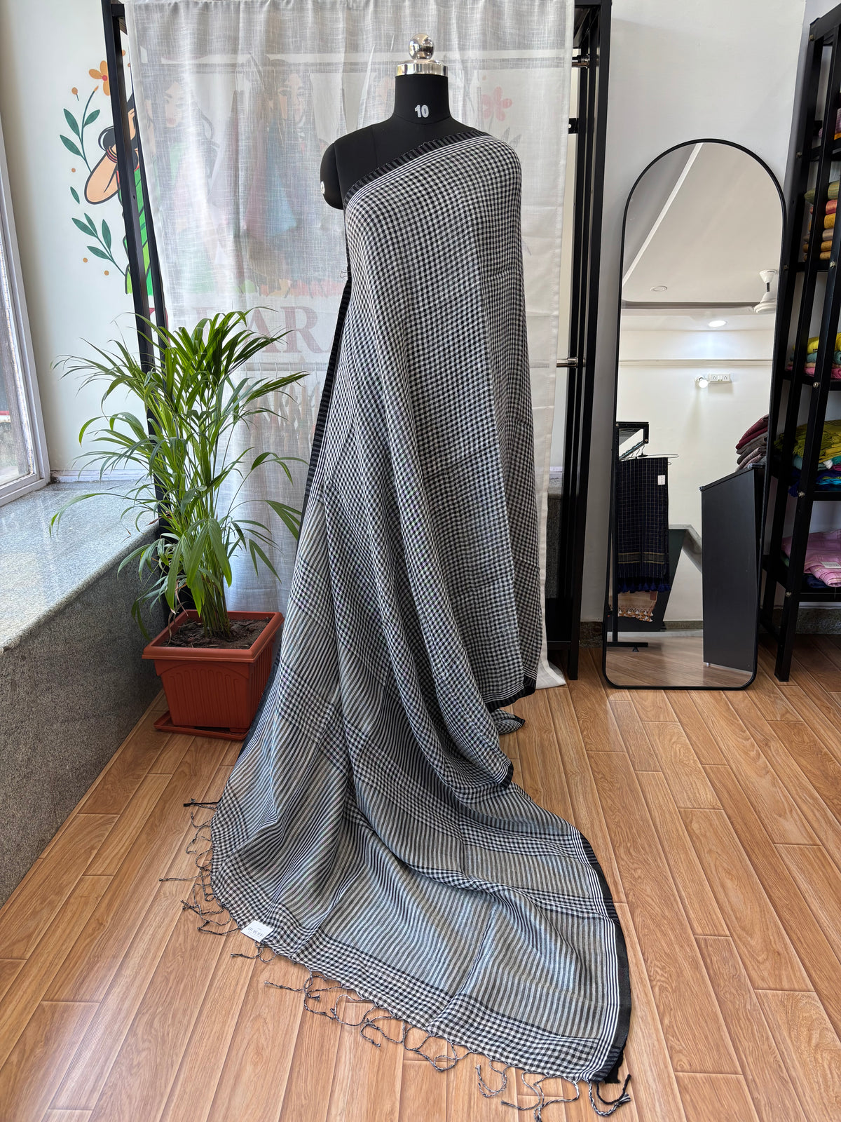 BLACK PURE LINEN SAREE