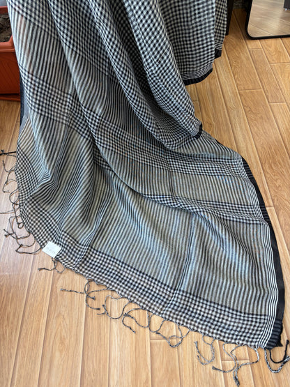 BLACK PURE LINEN SAREE