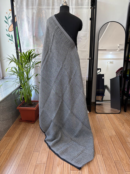 BLACK PURE LINEN SAREE