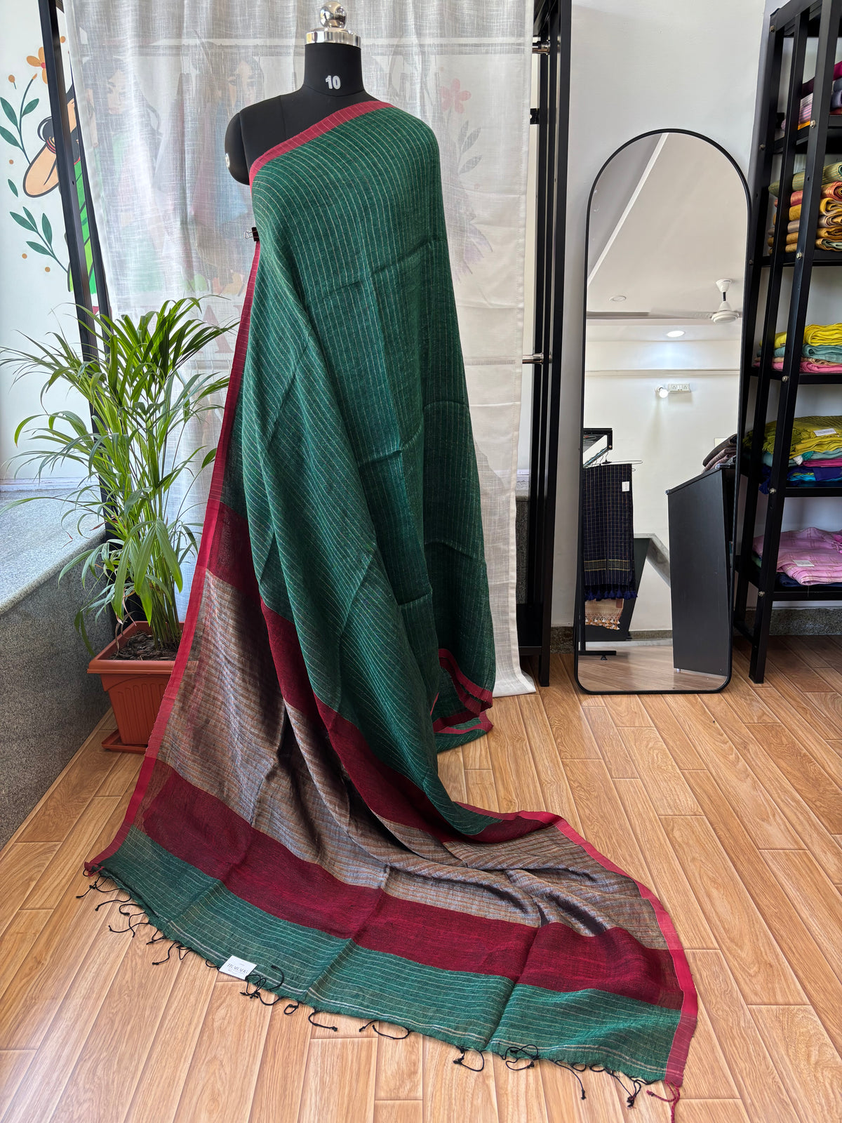 GREEN PURE LINEN SAREE