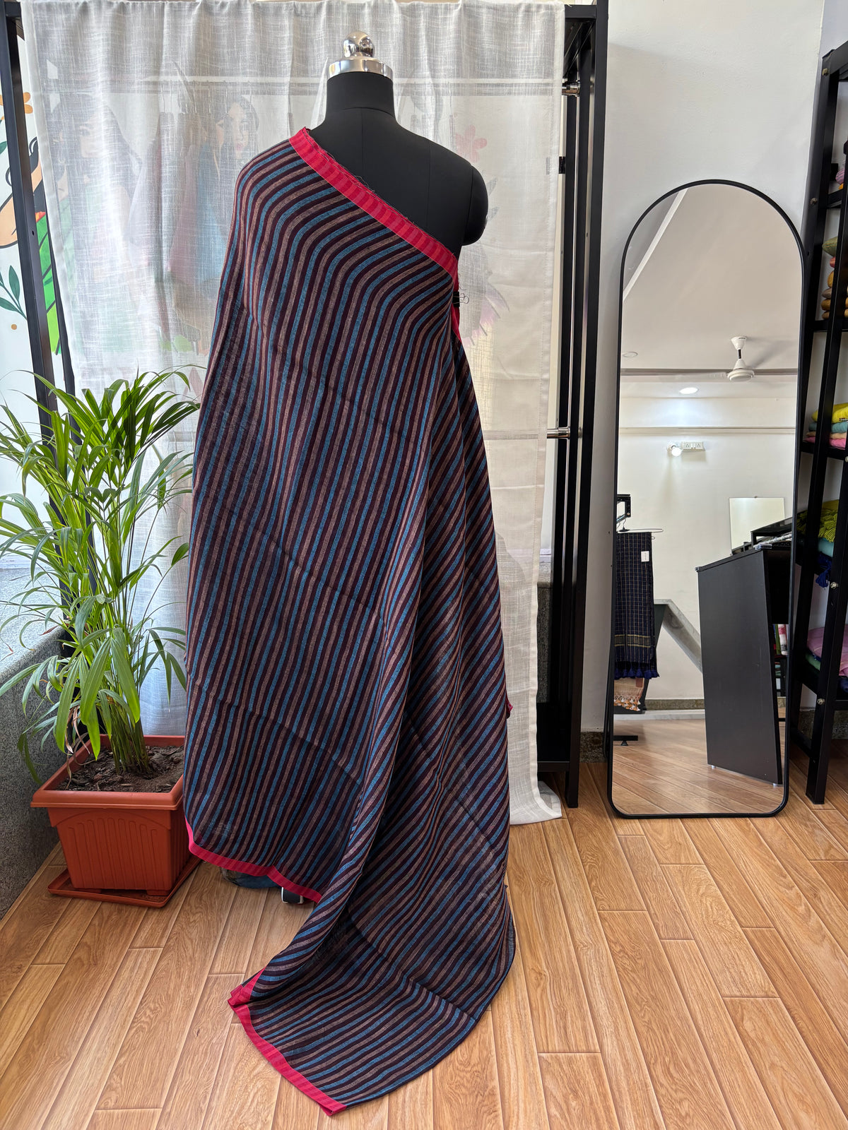 BROWN PURE LINEN SAREE