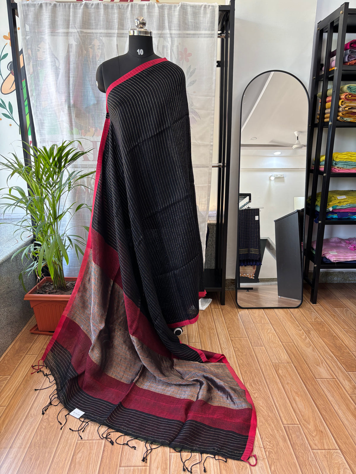 BLACK PURE LINEN SAREE