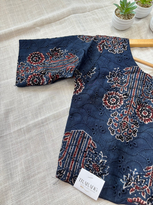 BULE HAKOBA BLOUSE