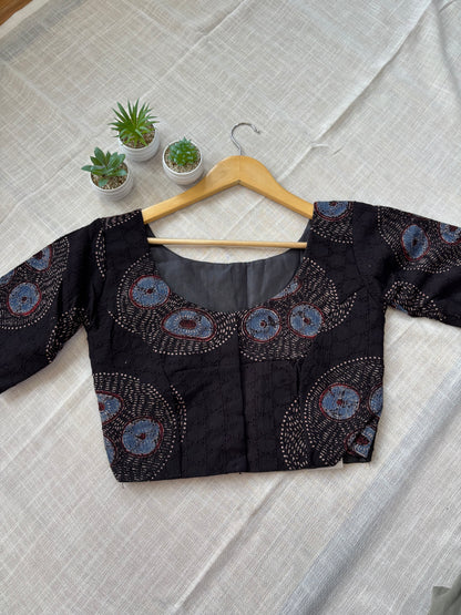 BLACK HAKOBA BLOUSE