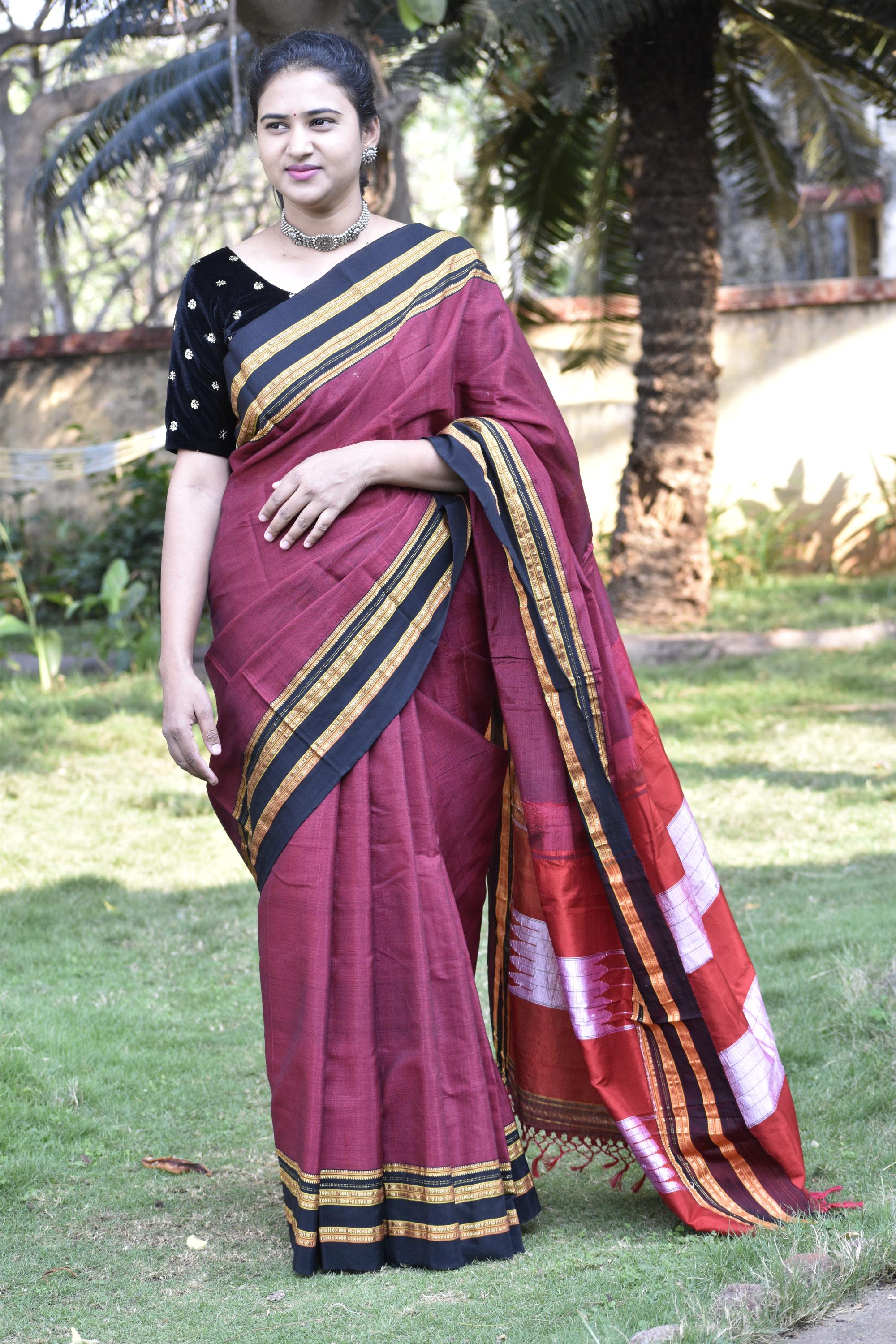 Olive and Red ilkal Cotton Plain Saree with Zari Border Design o0445 –  Uppada